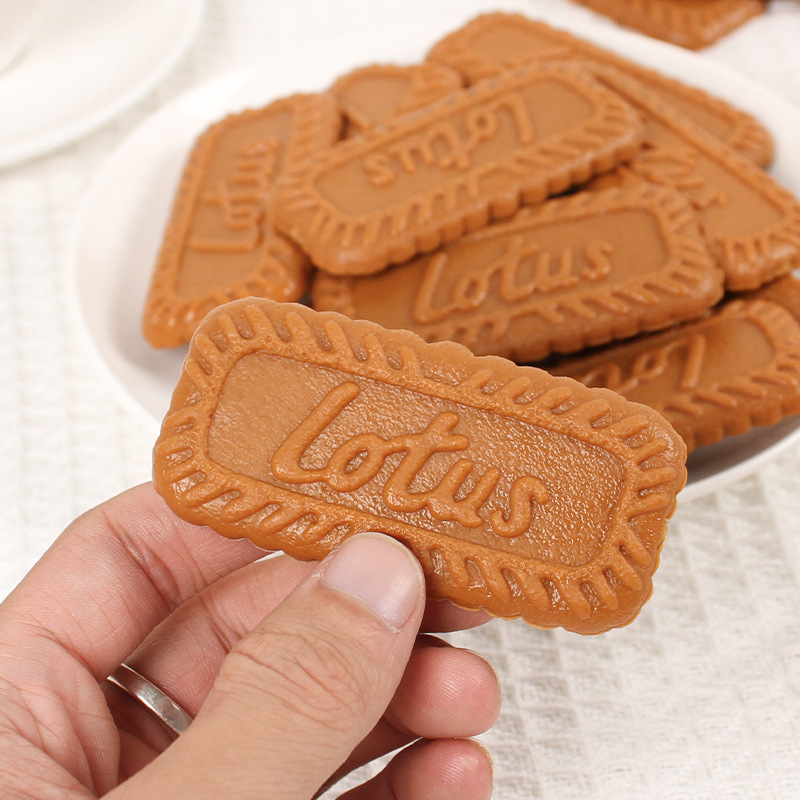 Simulation Cookies Gefälschte  – Photography Of Food Bewertung und Preis