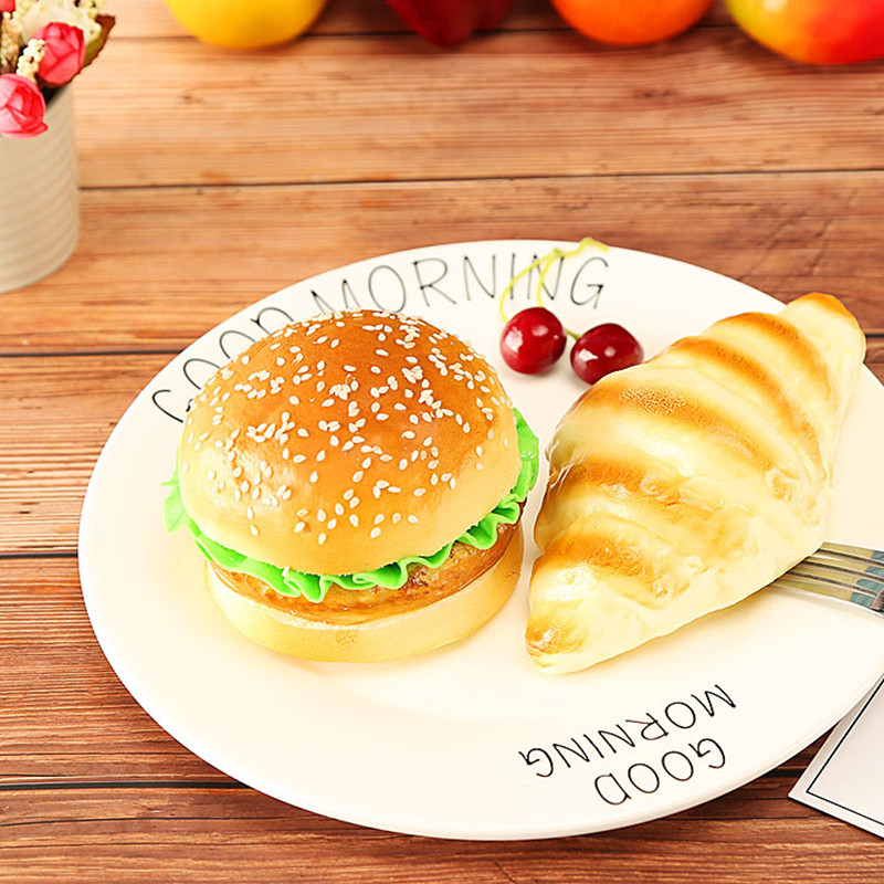 Künstliche Hamburger gefälscht – Photography Of Food Bewertung und Preis